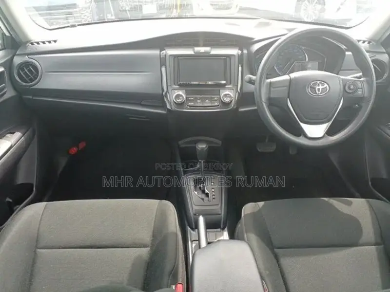Toyota Axio EX PACKAGE 2020