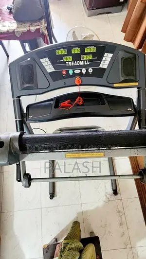 ইলেকট্রিক ট্রেডমিল বিক্রি হবে।