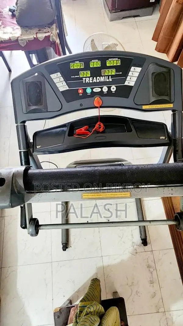 ইলেকট্রিক ট্রেডমিল বিক্রি হবে।