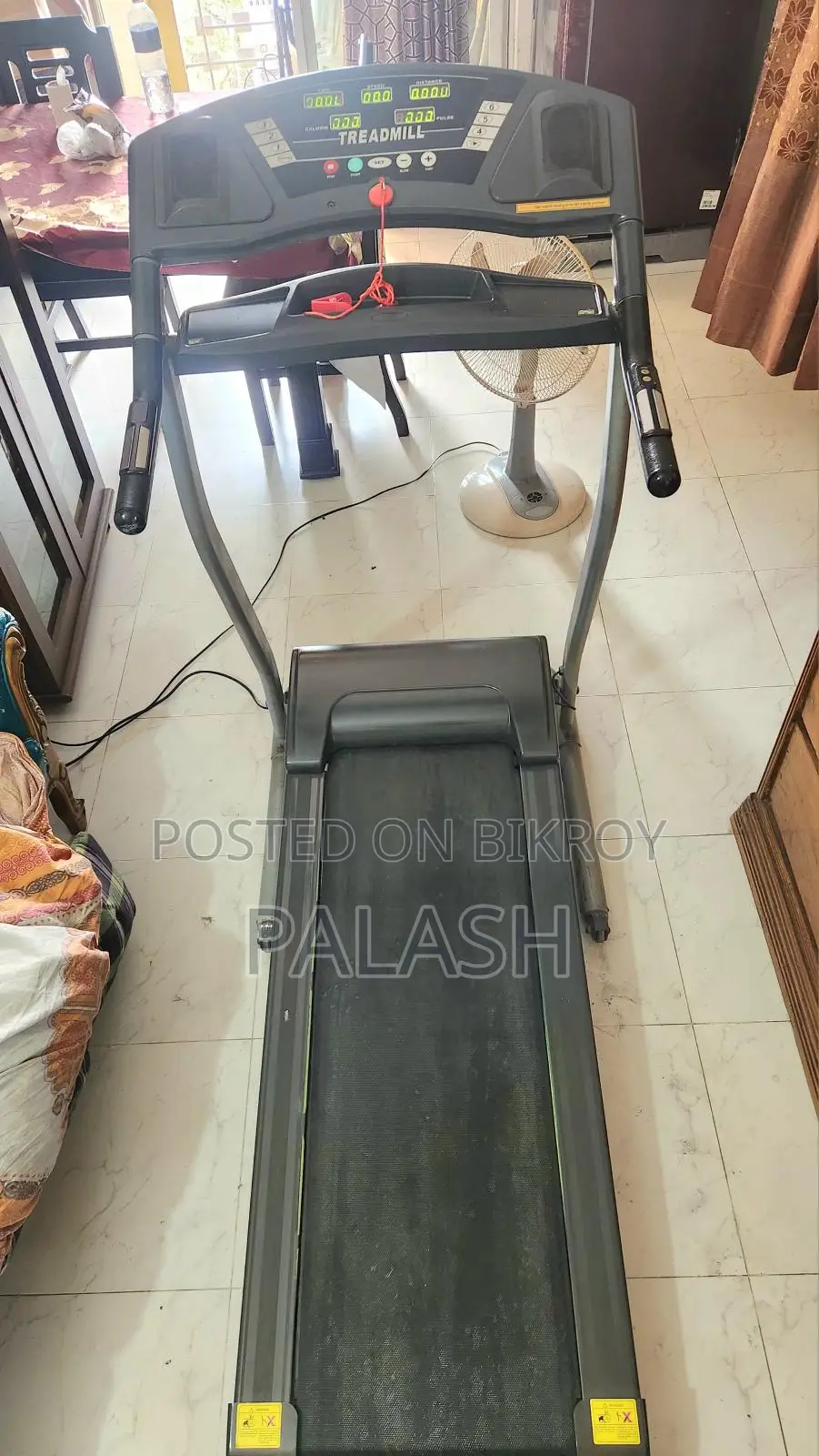 ইলেকট্রিক ট্রেডমিল বিক্রি হবে।