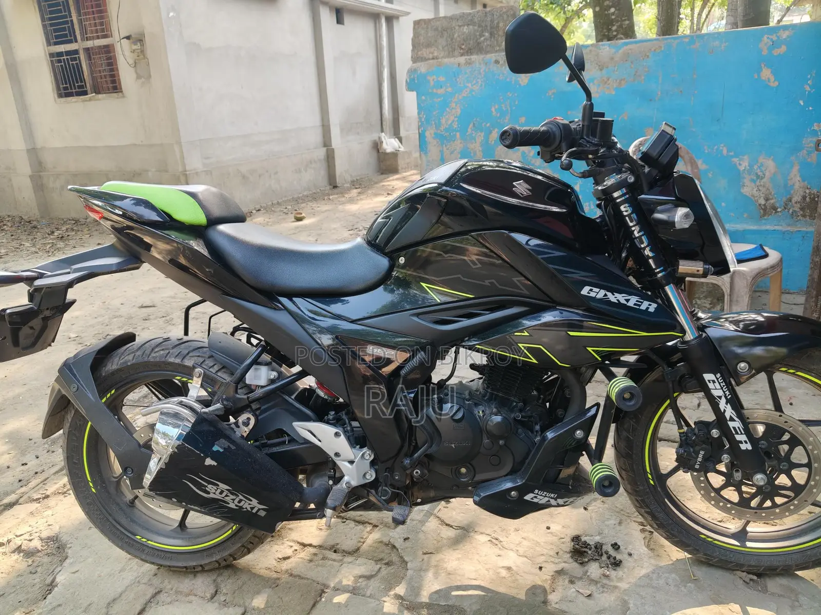 Suzuki Gixxer . 2024