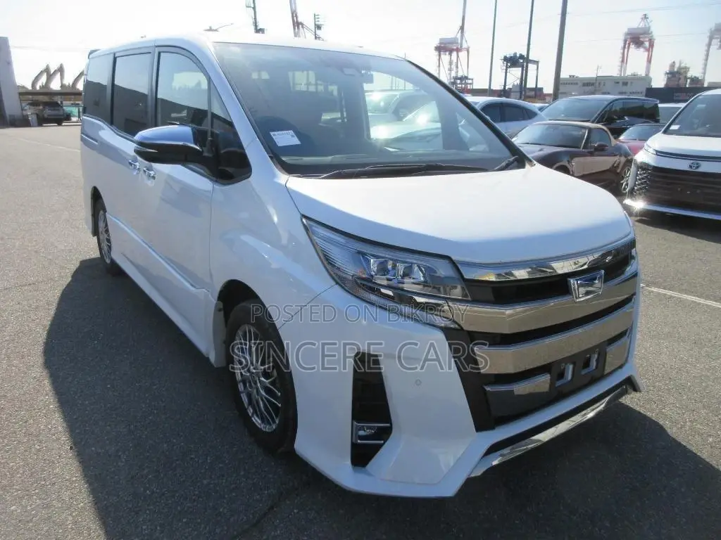 Toyota Noah SI WXB HYBRID 2020