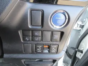 Toyota Noah SI WXB HYBRID 2020