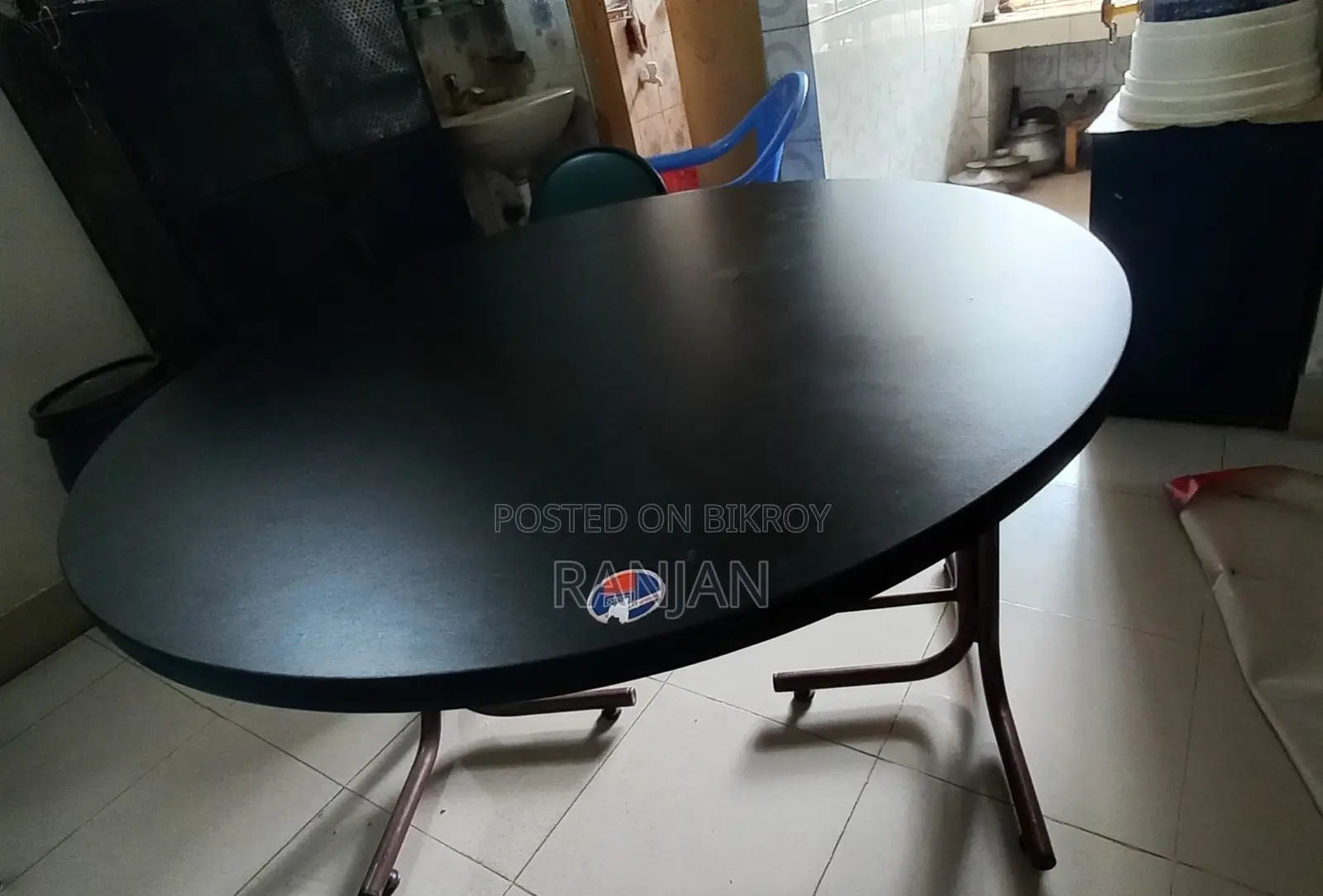 Round Dining Table