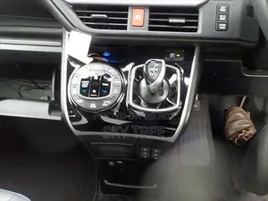 Toyota Esquire Gi Package 2021