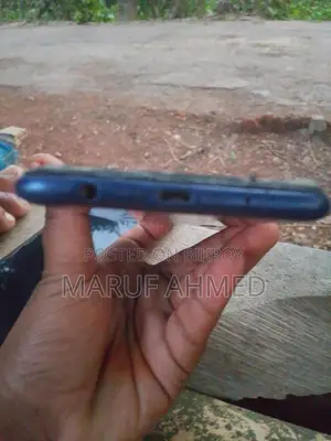 Samsung Galaxy A10 (Used)