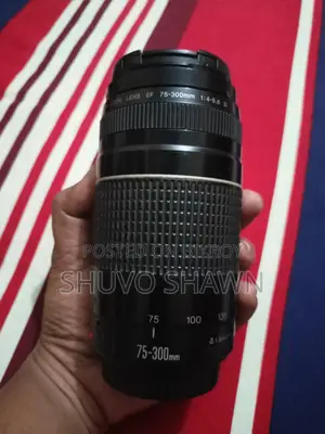 EOS 700D camera