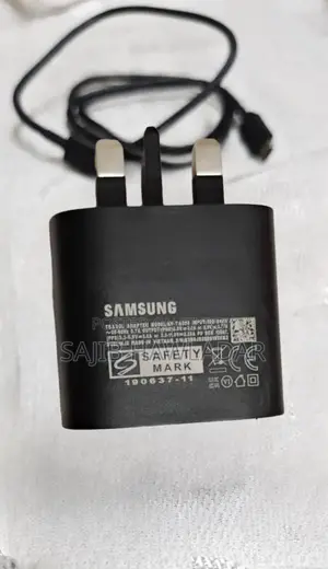 Samsung 3 Pin 25w Superfast Charger
