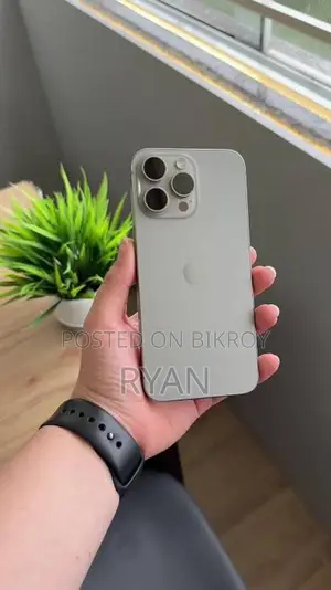 Apple iPhone 16 Pro (ব্যবহৃত)
