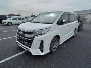 Toyota Noah SIWXB 2021