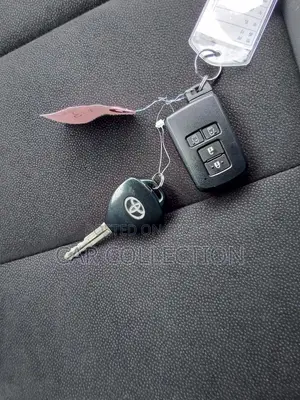 Toyota Noah SIWXB 2021