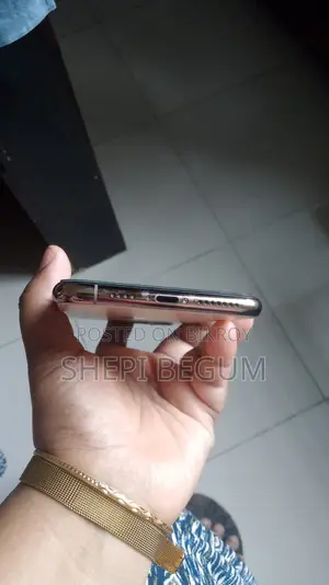 Apple iPhone 11 Pro Max (Used)