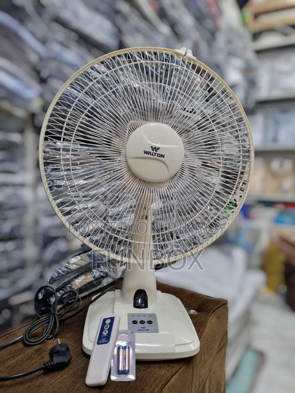 Walton 16" Table Fan WTF16A-RMC – 36% OFF High Air Delivery