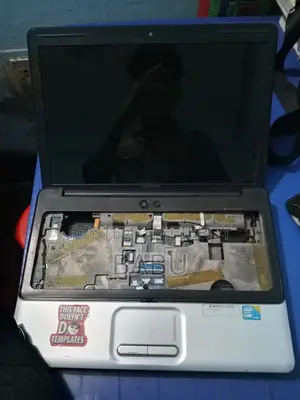 HP Compaq ল্যাপটপ শুধু ডিসপ্লে
