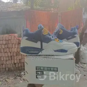 Jordan 4
