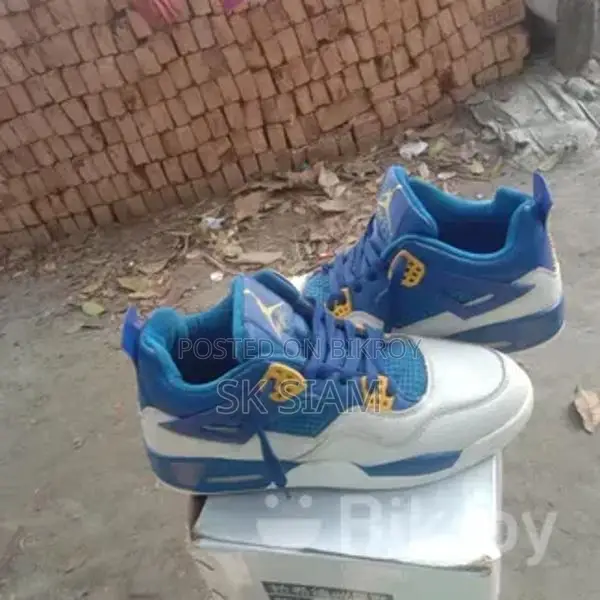Jordan 4