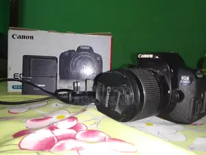 Canon EOS 650D DSLR Camera for Sale