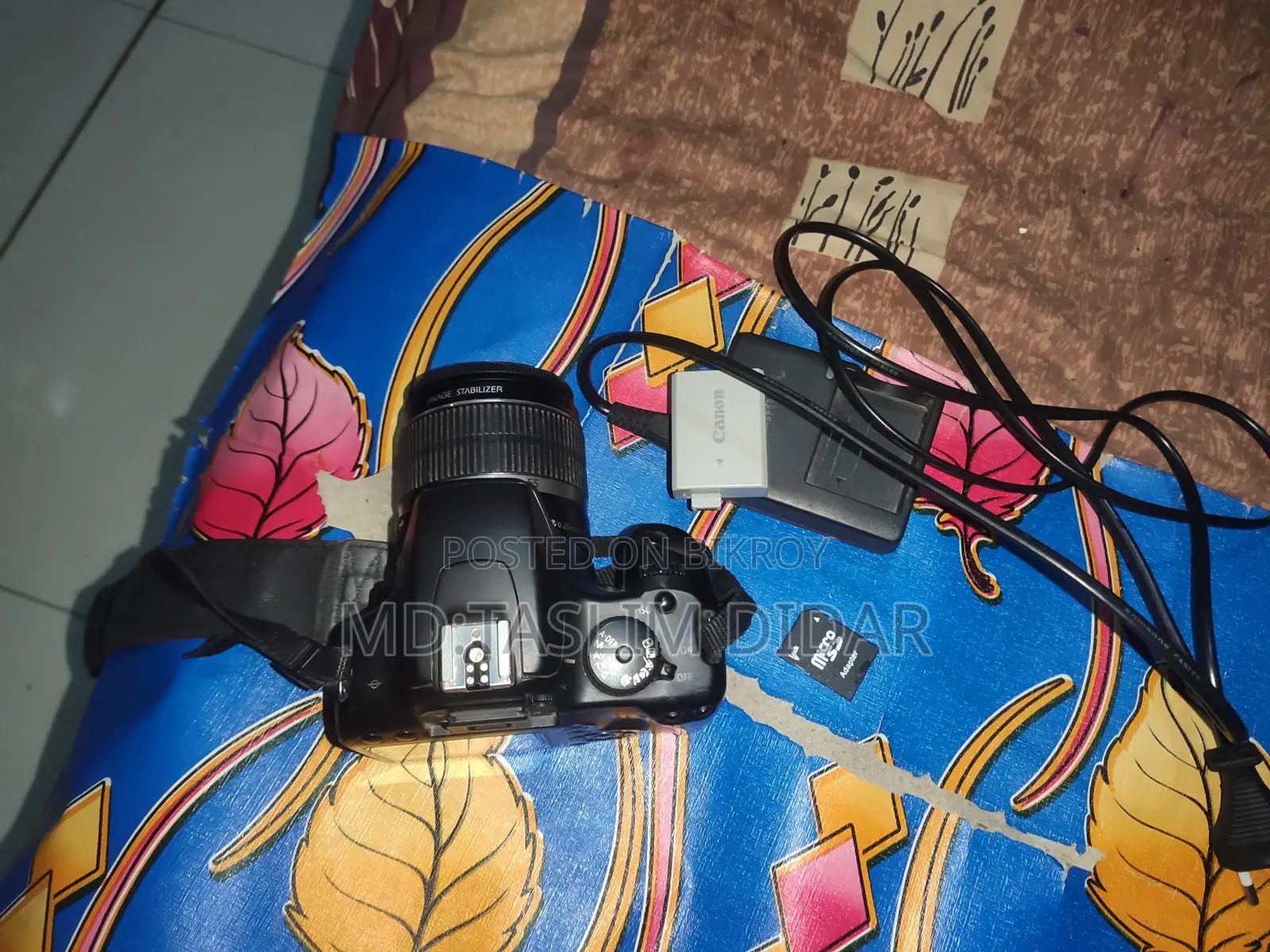 Canon:1000D
