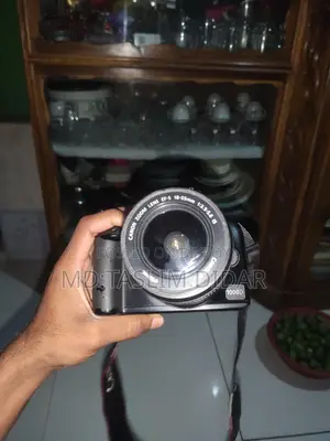 Canon:1000D