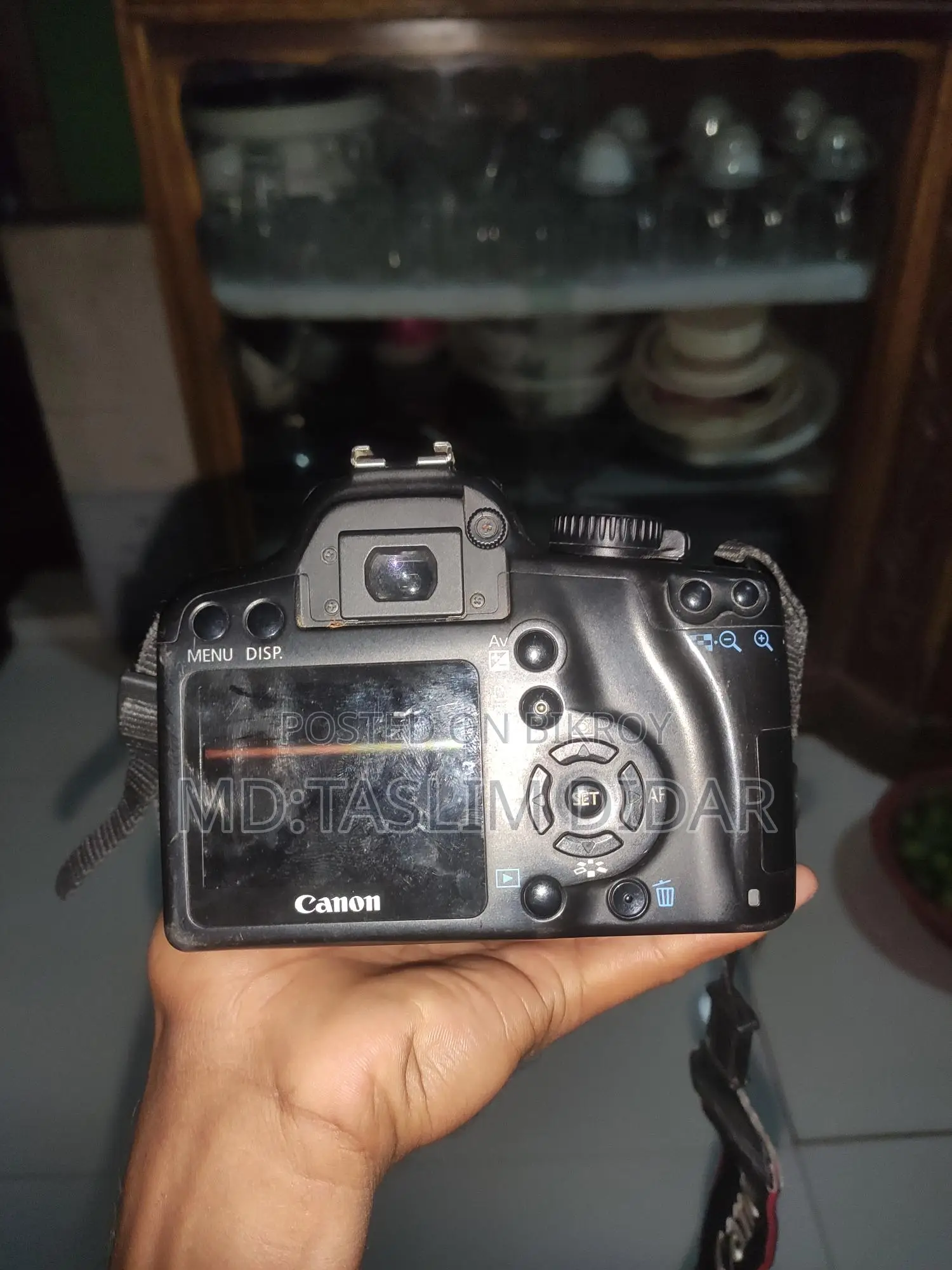 Canon:1000D
