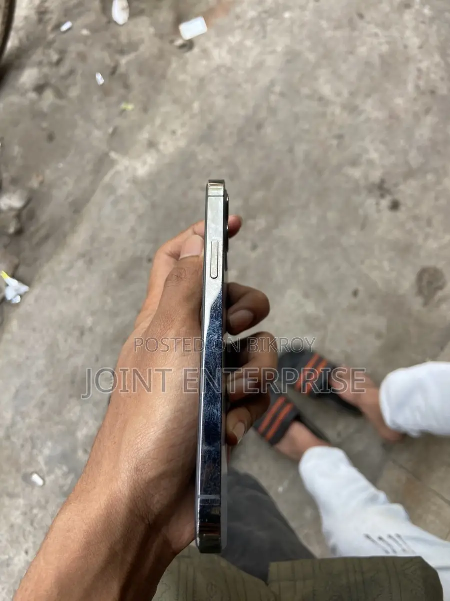 Apple iPhone 12 Pro 128Gb (Used)