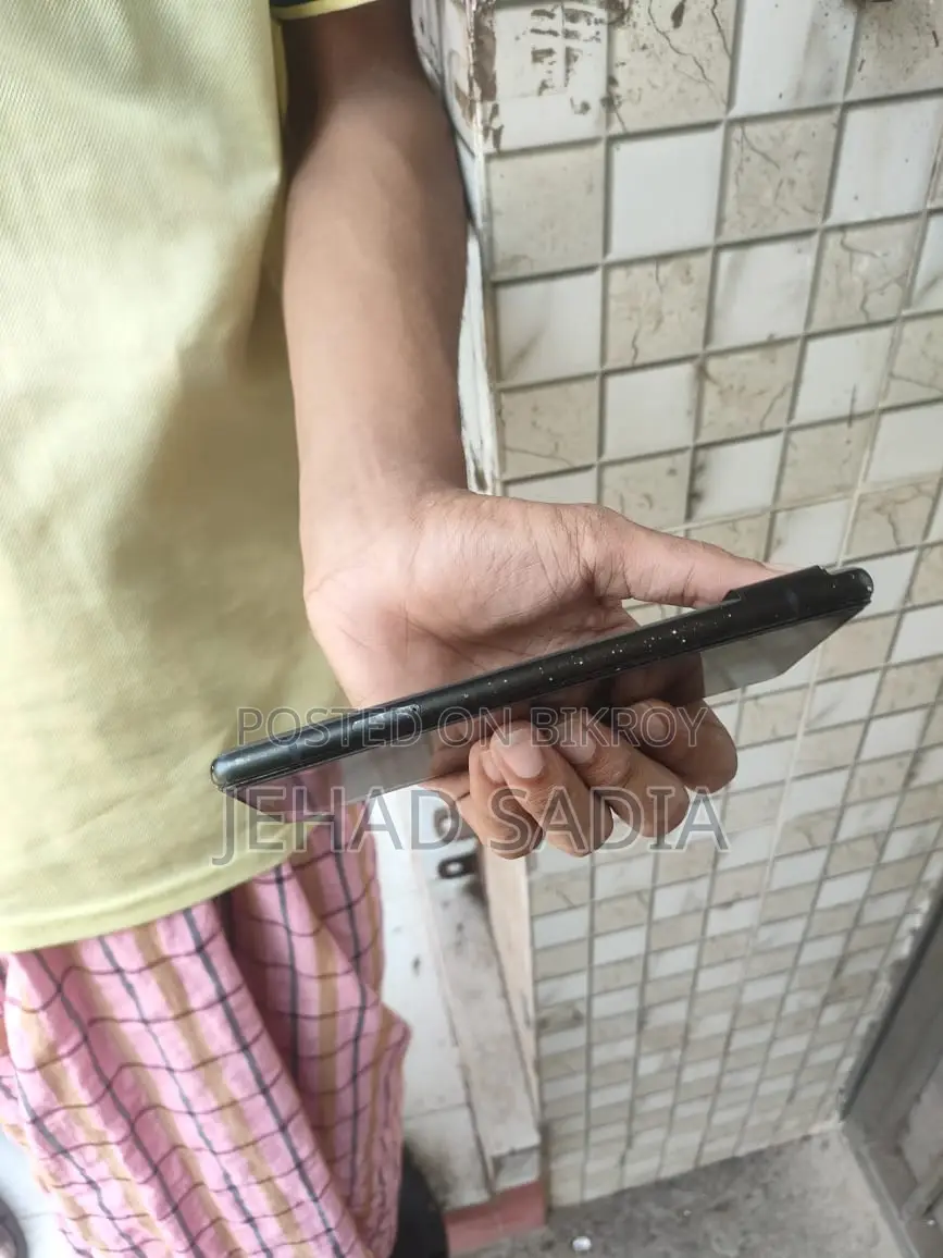 Google Pixel 6 (Used)