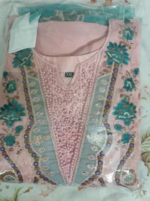 নতুন ড্রেস টা বিক্রি হবে