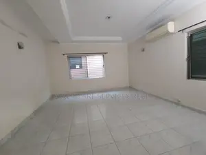 Duplex 4-Bedroom Apartment for Rent in Baridhara Diplomatic Zone