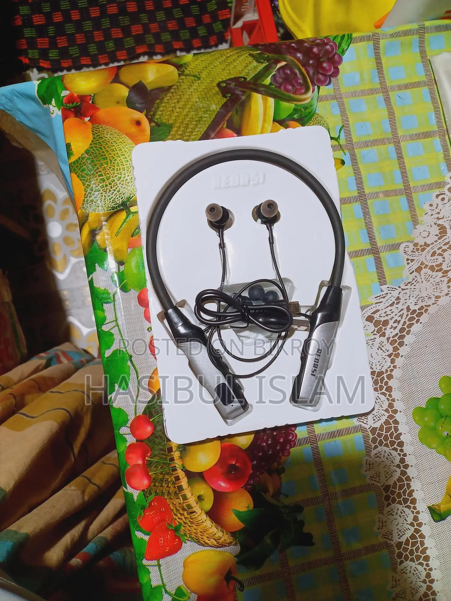 Regards Neckband