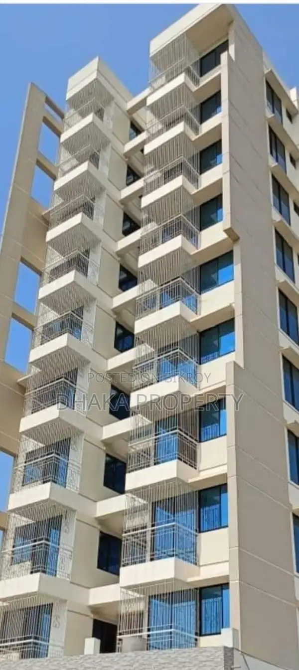 10-Story Lake-Facing New Building for Sale, Sector-15/C1