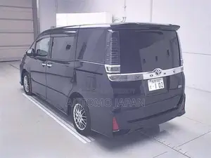 Toyota Voxy ZS KIRAMEKI 3 2021