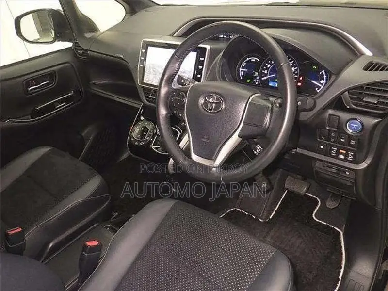 Toyota Voxy ZS KIRAMEKI 3 2021
