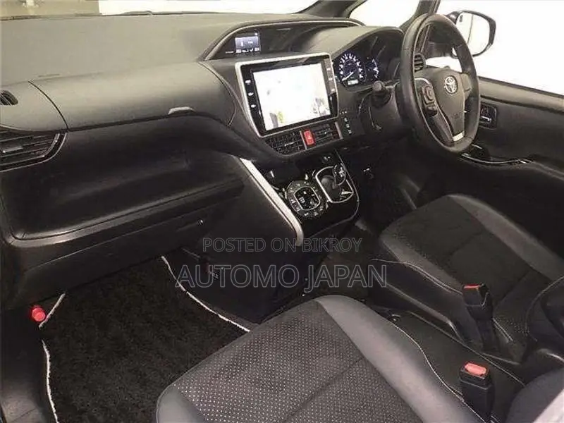 Toyota Voxy ZS KIRAMEKI 3 2021