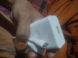 Realme narzo 50 Charger