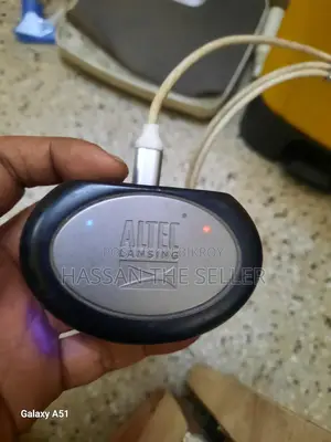 Altac Lancing ইয়ার বাড