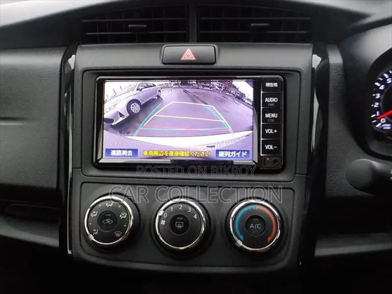 Toyota Axio Ex Non Hybrid Silver 2020