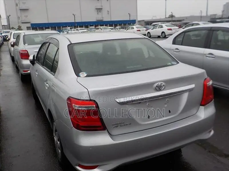 Toyota Axio Ex Non Hybrid Silver 2020