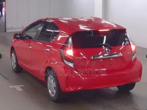 Toyota Sienta 2021