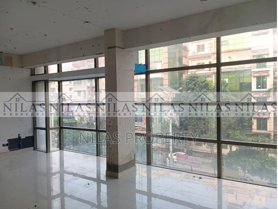Prominent 2600 Sft Commercial Office Space for Rent in Uttara
