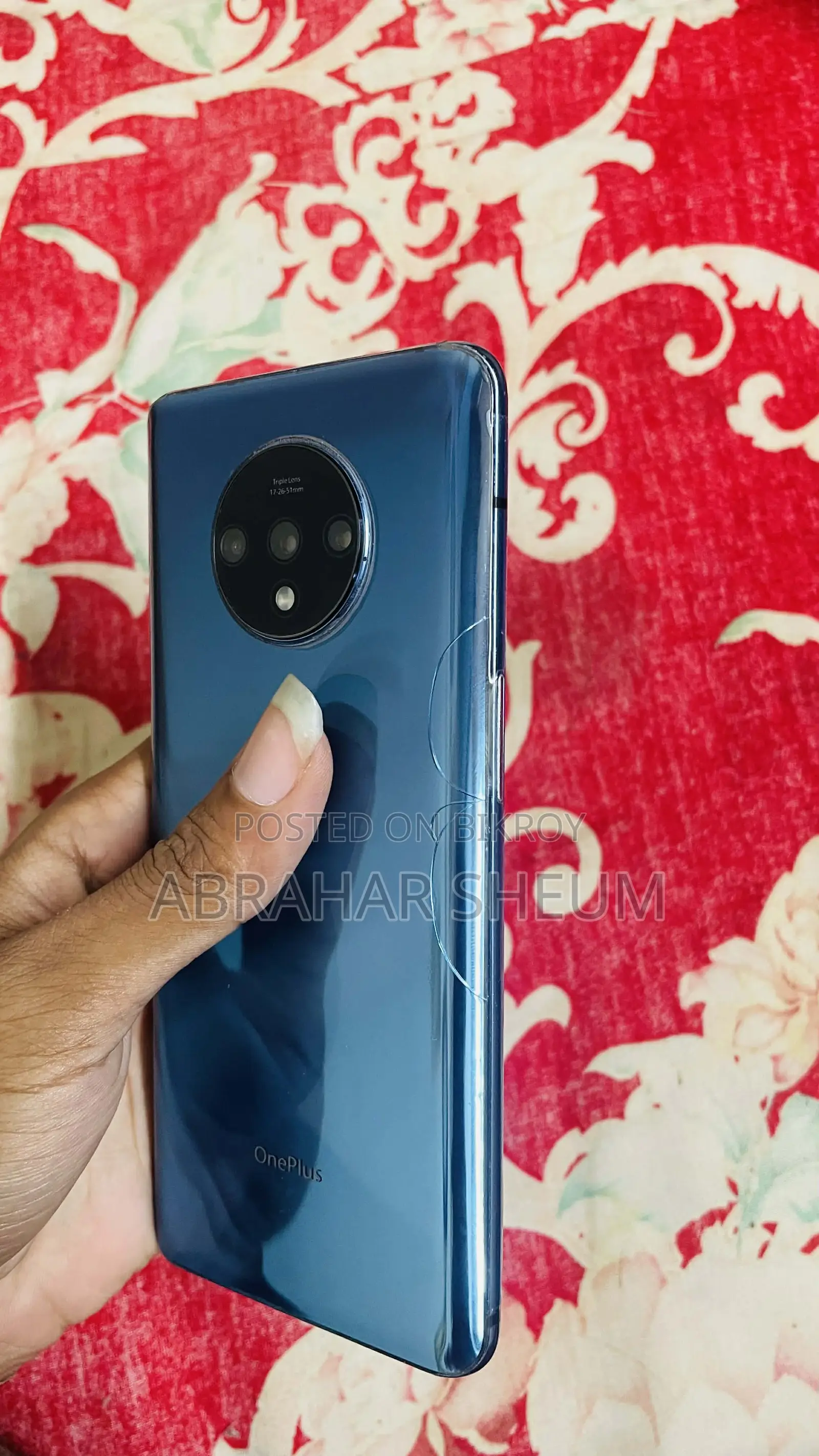 OnePlus 7T (Used)