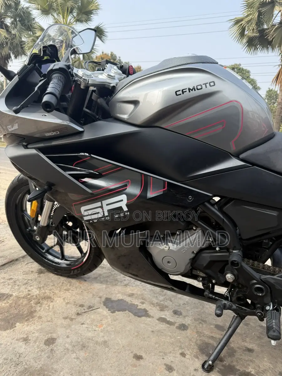 CFMoto 300SR - 2025