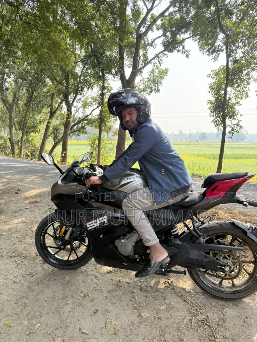 CFMoto 300SR - 2025