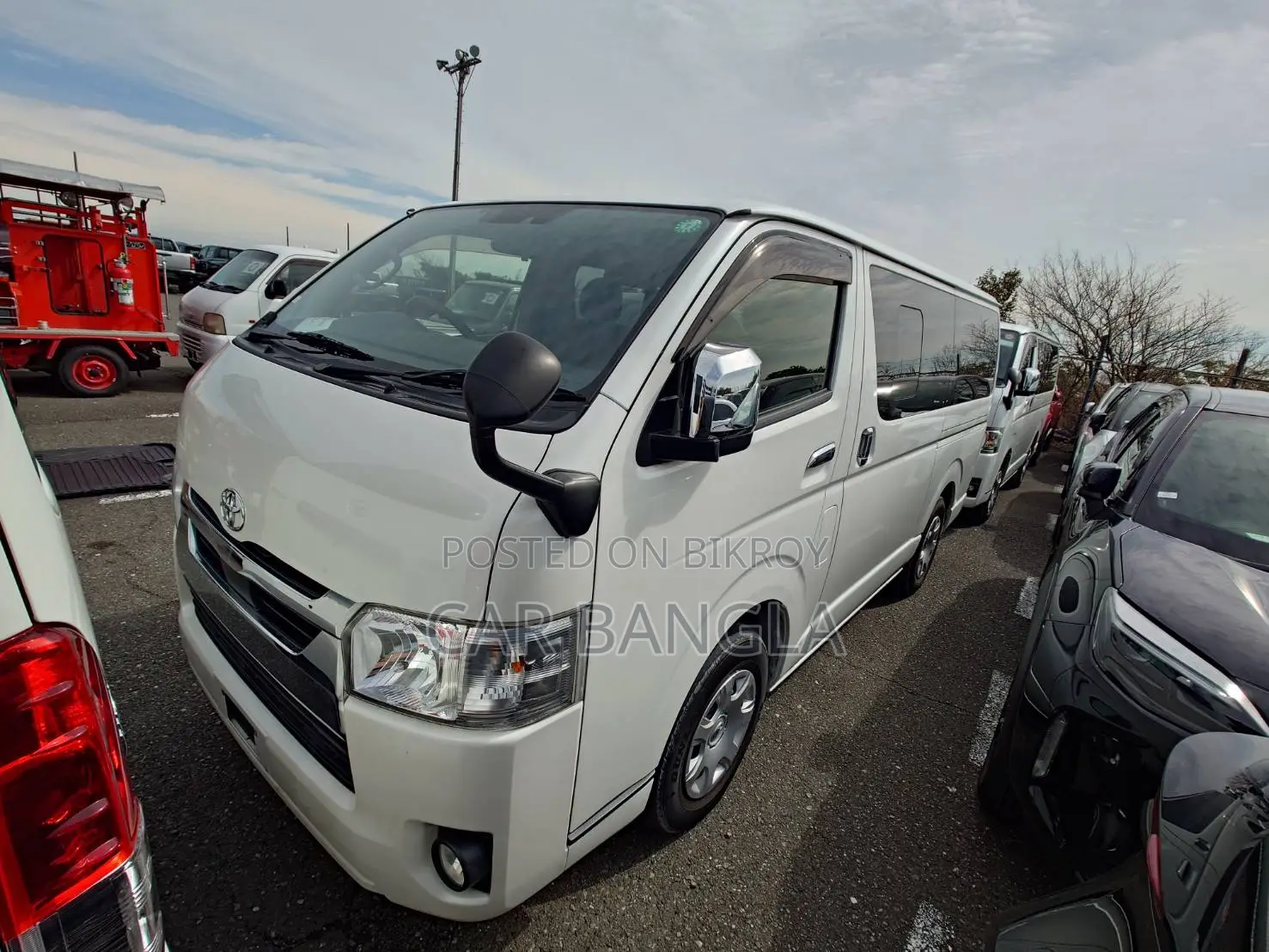 Toyota Hiace SUPER GL DARK PRIME 2021