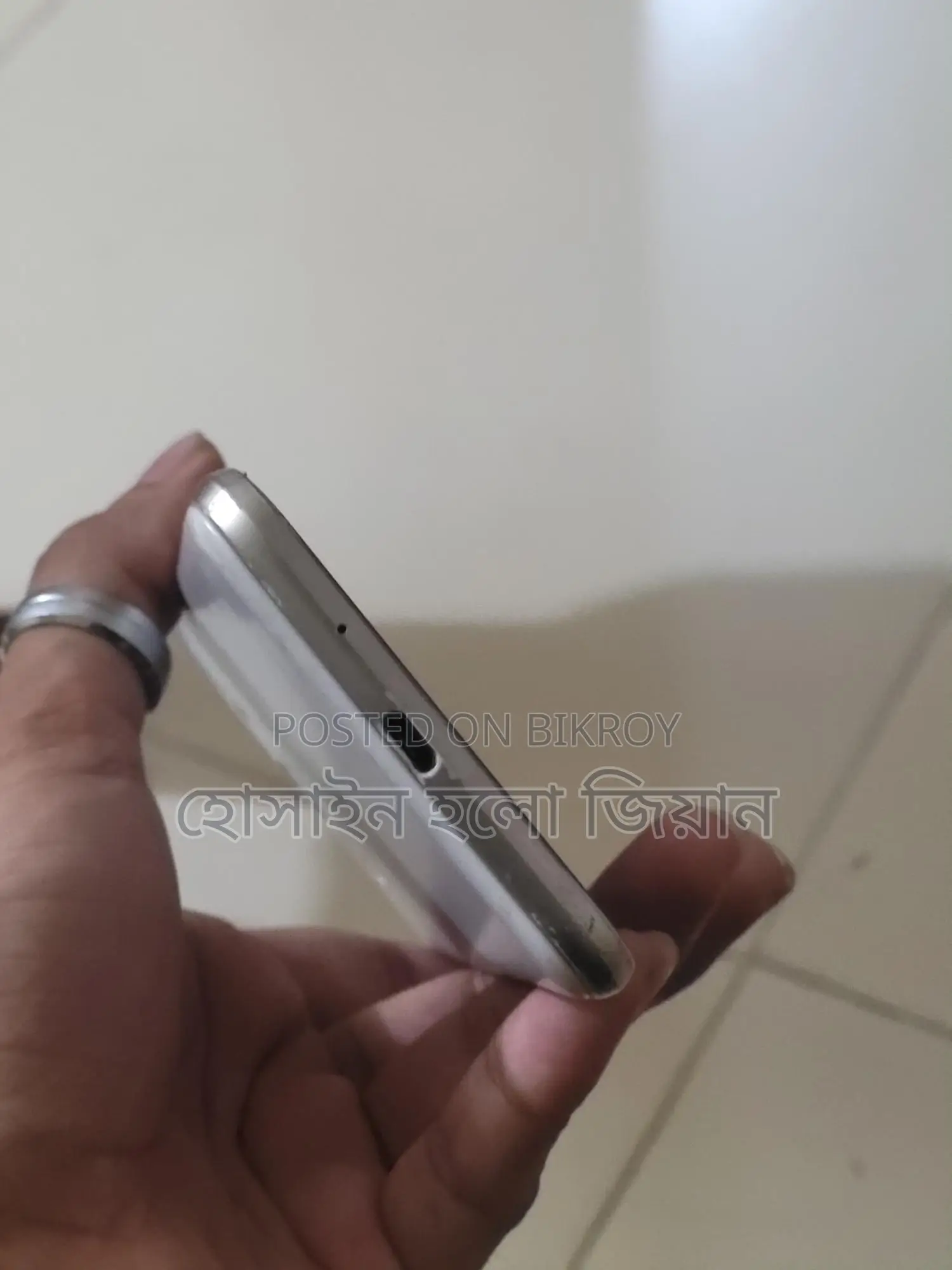 Samsung Galaxy Duos . (Used)