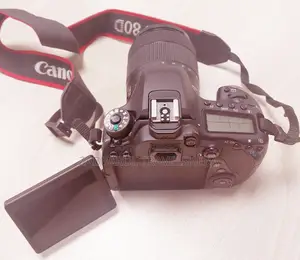 Canon EOS 80D DSLR Camera with EFS 18-135mm LENS