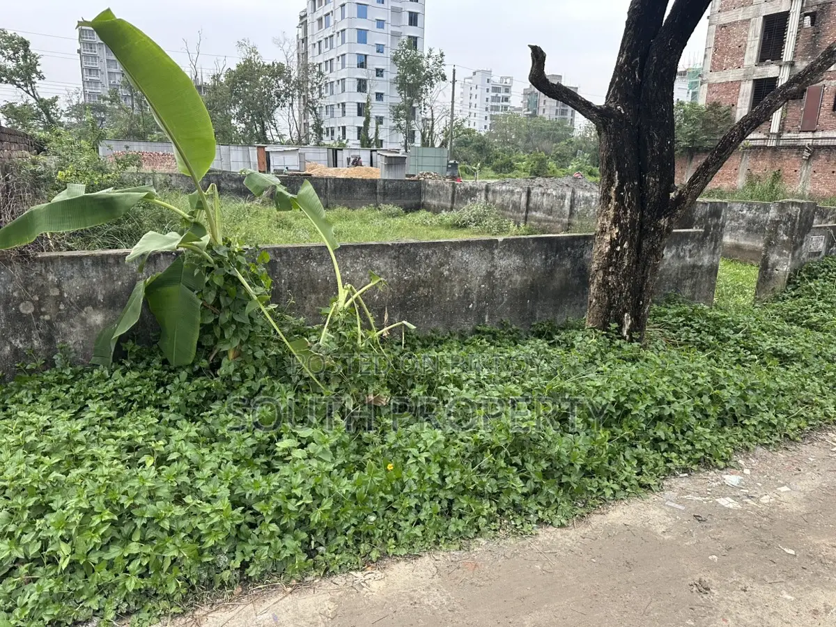 ব্লক-এল, (৩+৩)=৬ কাঠা, দক্ষিণমুখী, প্লট জরুরি বিক্রয়, বসুন্ধরা আর/এ