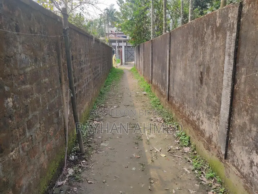 Land for Sale with House