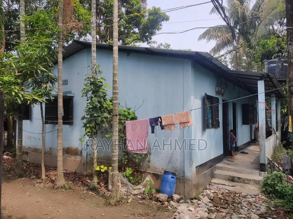 Land for Sale with House