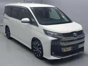 Toyota Noah SZ PKG PEARL COLOR 2023
