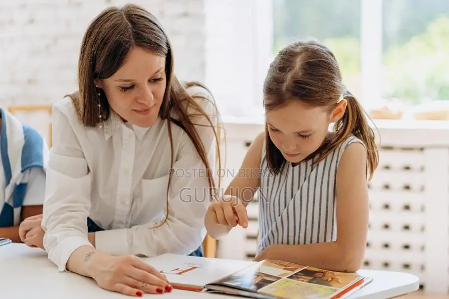 A-LEVEL FEMALE HOME TUTOR IN BANANI
